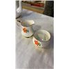 Image 8 : TIGER LILY TEA SET BY QUEENS - TEAPOT WITH LID, CREAM AND SUGAR, 2 MUGS, 4 CUPS AND SAUCERS