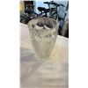 Image 7 : 3 LARGE CRYSTAL VASES AND CRYSTAL FOOTED BOWL