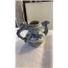 Image 3 : LOT OF BLUE AND WHITE ORIENTAL DISHES