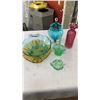 Image 1 : LOT OF ART GLASS DISHES