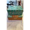 Image 1 : ROYAL STAFFORD BOXED SET - 2 CUPS AND SAUCERS AND BOXED SET OF 4 VAN GOGH MUGS
