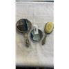 Image 1 : PLATED VANITY SET - BRUSH AND 2 MIRRORS