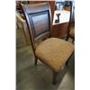 Image 8 : Large dining table and 8 chairs