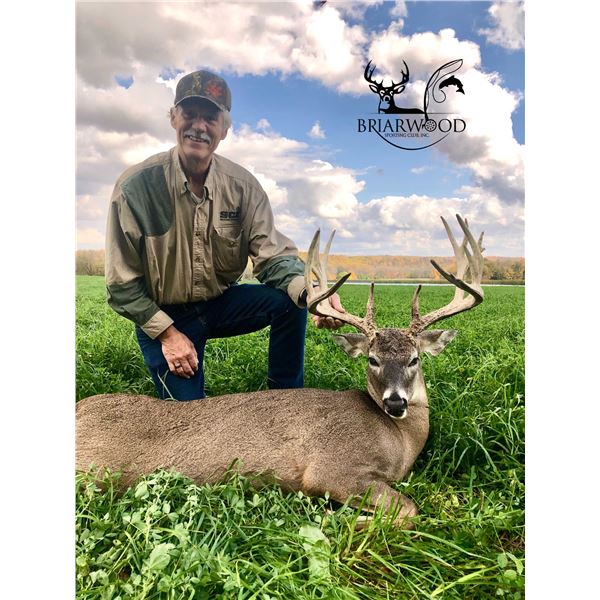 Ohio: Five-Star Ohio Whitetail Hunt for Two Hunters