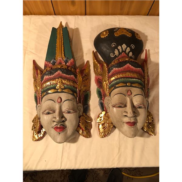 2 Wooden masks