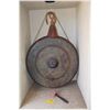 Image 1 : METAL GONG (33 1/2" D)