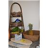 Image 1 : FRUIT BASKETS & CUTTING/CHEESE BOARDS