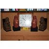 Image 1 : MIXED LOT: BOOK ENDS, STATUARY & WALL CLOCK (5 PCS)