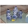 Image 1 : COLLECTION OF BLUE & WHITE VASES & COVERED JARS (5 PCS)
