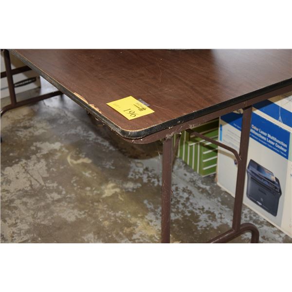 FOLDING TABLES: 3 WOOD (6' & 5') & 2 PLASTIC (6') (5 PCS)