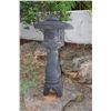 Image 1 : GARDEN LANTERN (44" H)