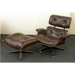 HERMAN MILLER EAMES LOUNGE & OTTOMAN VINTAGE 1976