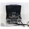 Image 1 : VINTAGE POLAROID LAND CAMERA