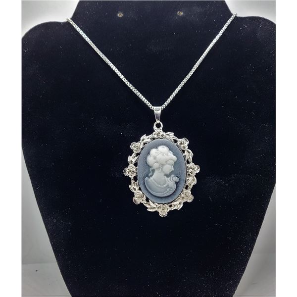 9)  SILVER TONE WITH BLUE & WHITE CAMEO