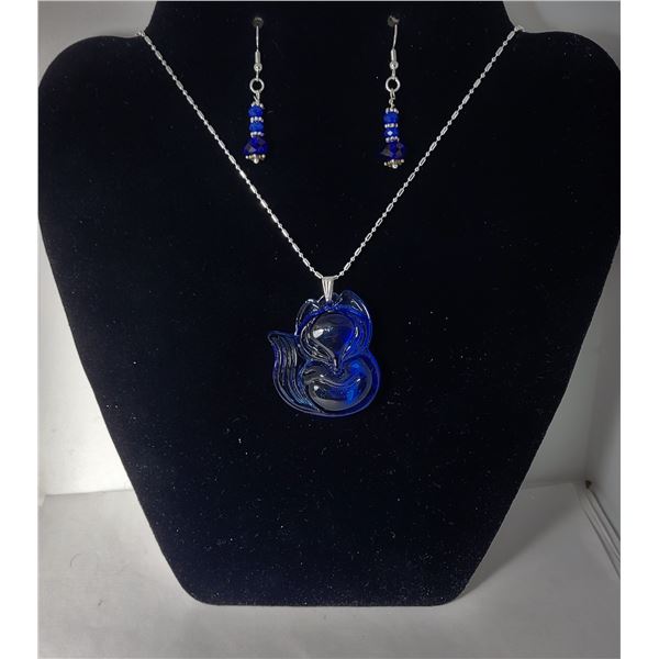 22) CARVED ROYAL BLUE TITANIUM CRYSTAL FOX
