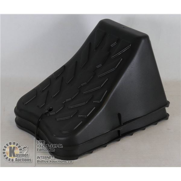 NEW PAIR OF X-STRAP HIGH IMPACT WHEEL CHOCKS