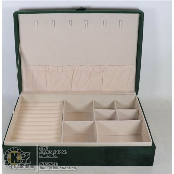 NEW VELVET JEWELRY BOX (28X19X7CM)
