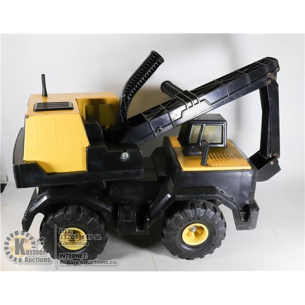 VINTAGE TONKA MIGHTY DIESEL CRANE TOY.
