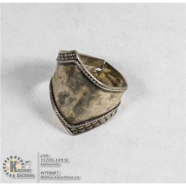VERY OLD SILVER RING IN CASE