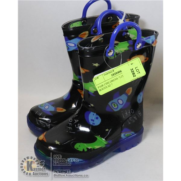 PAIR CHILDRENS "LIT UP" RUBBER BOOTS SZ 7