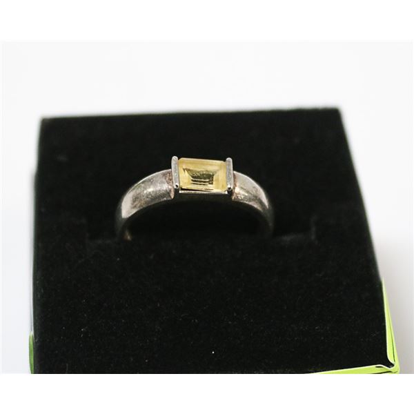 VINTAGE .925 SILVER RING SET WITH CITRINE SZ 6.5