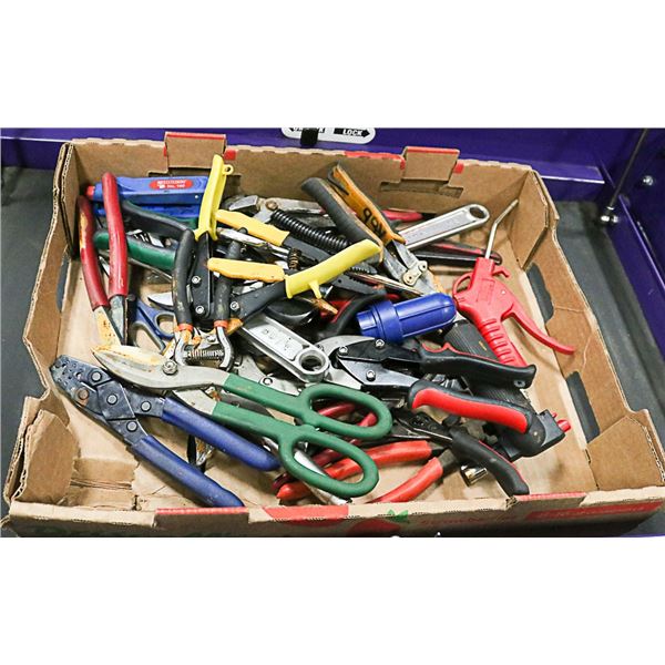 FLAT OF MISCELLANEOUS TOOLS LOT