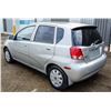 Image 5 : 2004 CHEVROLET AVEO LS