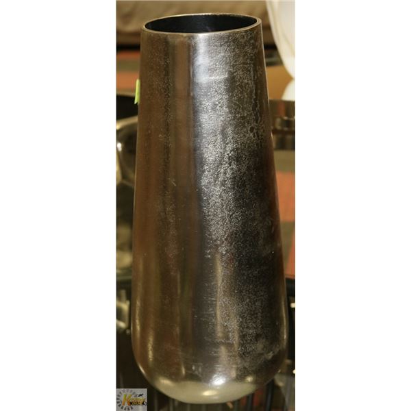 SHOWHOME VASE 22 INCHES TALL