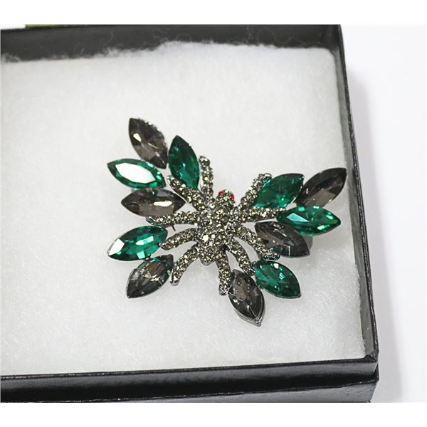 ELEGANT LADIES MARQUIS CUT RHINESTONE BROOCH