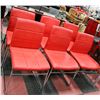 Image 1 : 6 RED CHAIRS