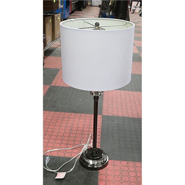 SHOWHOME TABLE LAMP