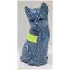Image 1 : HANDMADE BLUE FLORAL CAT- MADE IN CANADA