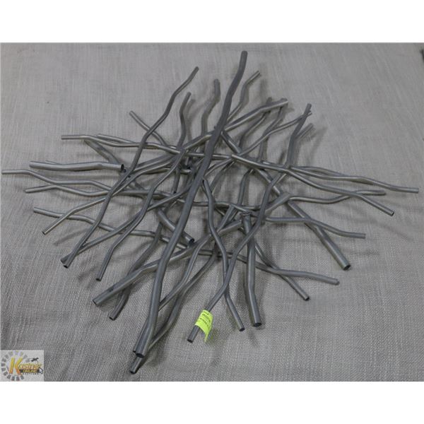 METAL SHOWHOME BRANCH HANGER ART