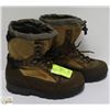 Image 1 : SOREL KAUFMAN CANADA HIKING BOOTS-