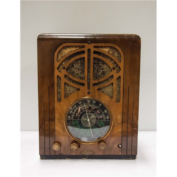 ANTIQUE TUBE RADIO FOREIGN BROADCAST SHORTWAVE