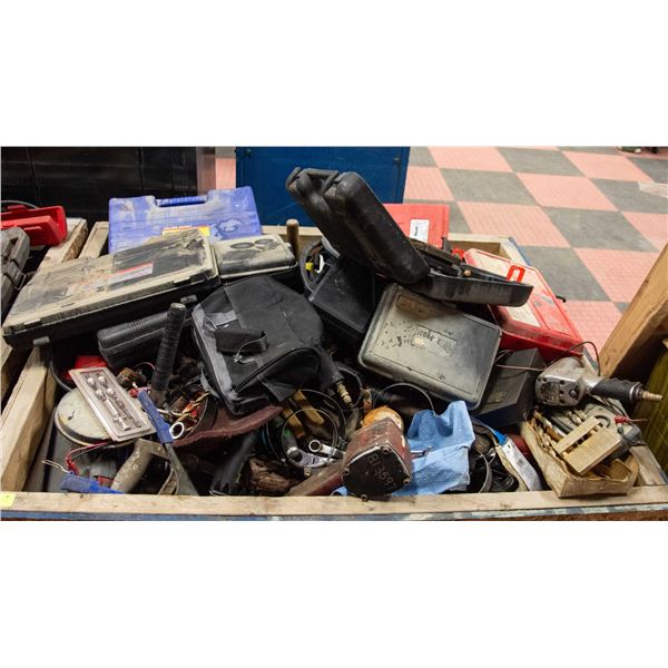 CRATE FULL LOT OF  MAC TOOLS AND AIR TOOLS