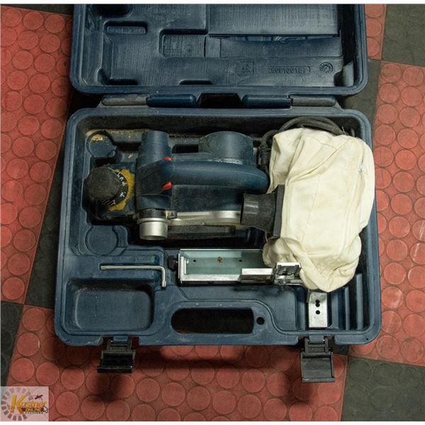 BOSCH HEAVY DUTY SANDER WITH ATTACHEMENTS