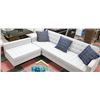 Image 1 : GREY FABRICL SHAPED SECTIONAL WITH BLUE ACCENT