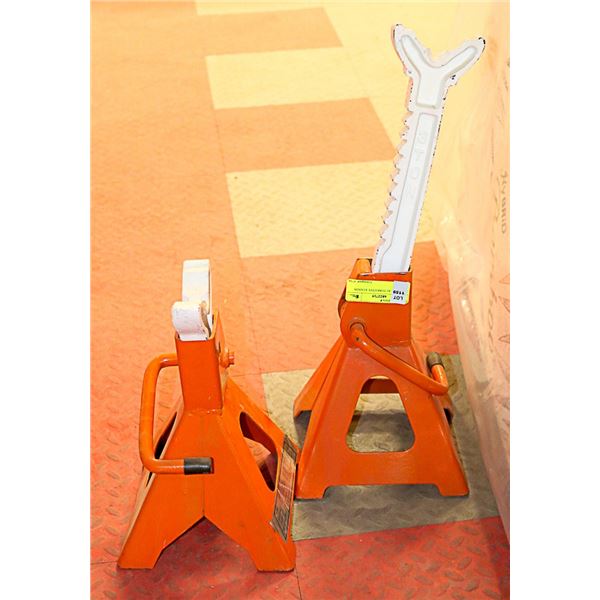 2 ORANGE AUTOMOTIVE STANDS
