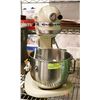 Image 1 : KITCHEN AID MIXER WITH 2 ATTACHMENTS