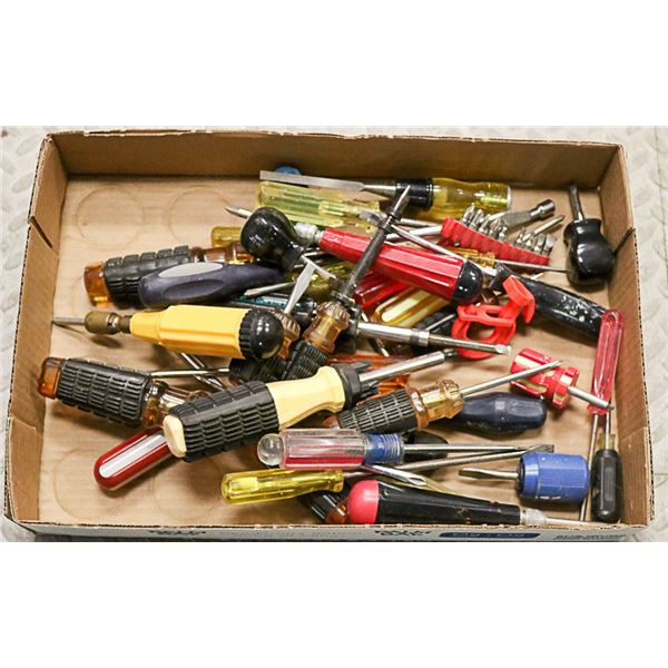MIXED FLAT OF SCREWDRIVERS
