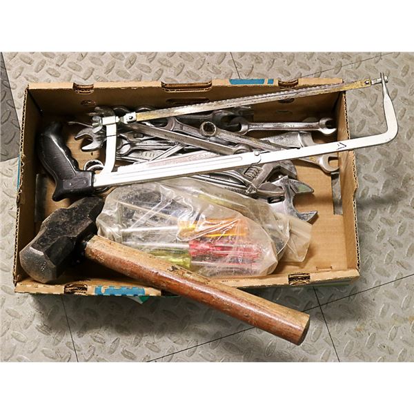 MIXED FLAT OF TOOLS HAMMERS AND WRENCHES PLUS