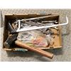 Image 1 : MIXED FLAT OF TOOLS HAMMERS AND WRENCHES PLUS
