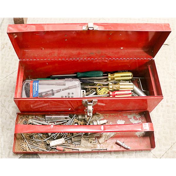 METAL TOOLBOX WITH SOME TOOLS