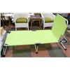 Image 1 : PORTABLE LIME GREEN ADJUSTABLE SUN LOUNGER