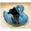 Image 1 : VINTAGE BLUE MOUNTAIN POTTERY SWAN