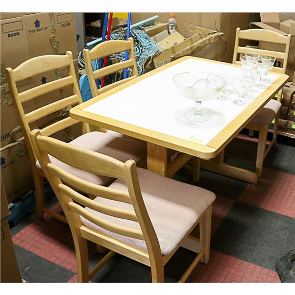 4' FEET X 2.5' FEET APPROX. KITCHEN TABLE