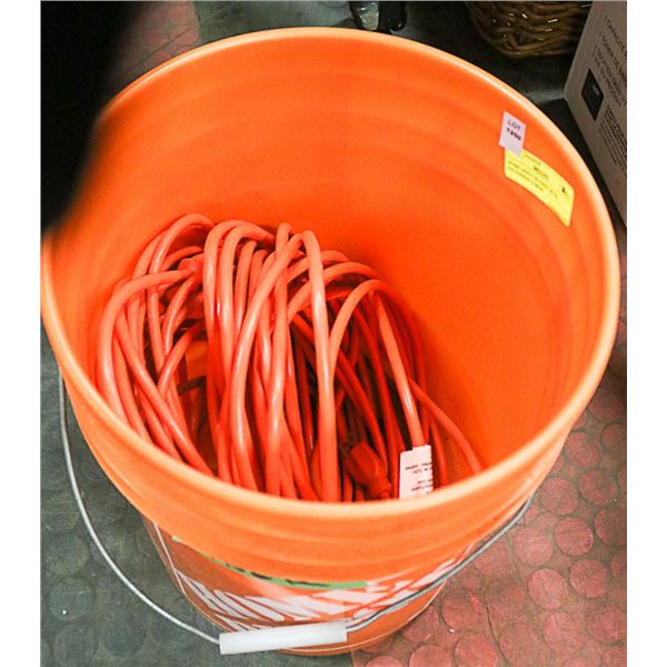 HOME DEPOT BUCKET WITH EXTENSION CORDS