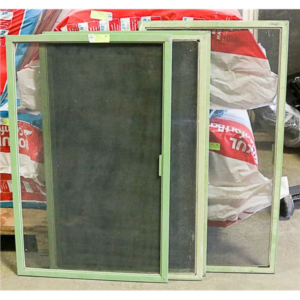 5 GREEN FARMHOUSE SCREEN WINDOW FRAMES