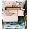Image 1 : PALLET OF MSCELLANEOUS HOUSEHOLD GOODS
